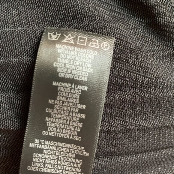 FoxyJeans Black bodycon pencil with low back - Lace-Pattern Dress – Size M - Picture 9 of 12